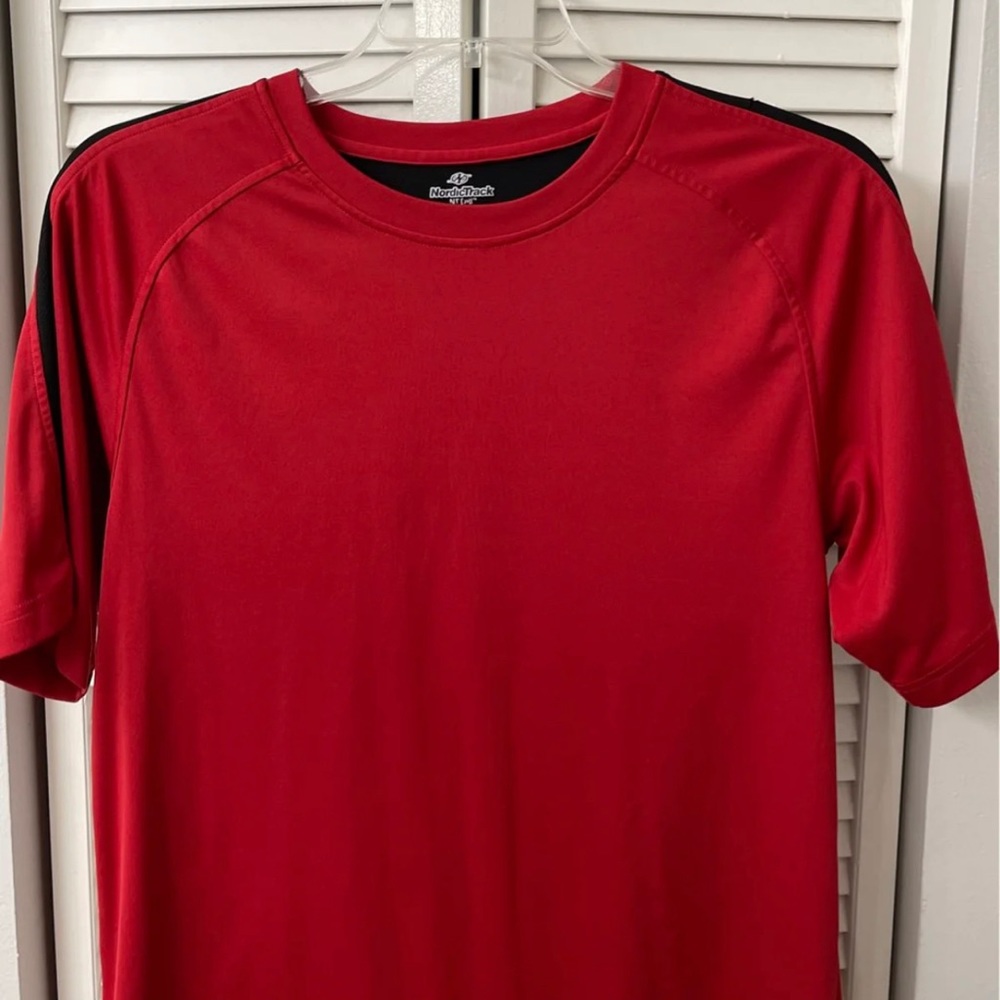 EUC Men’s Nordic Track Dri-Fit Shirt (M)